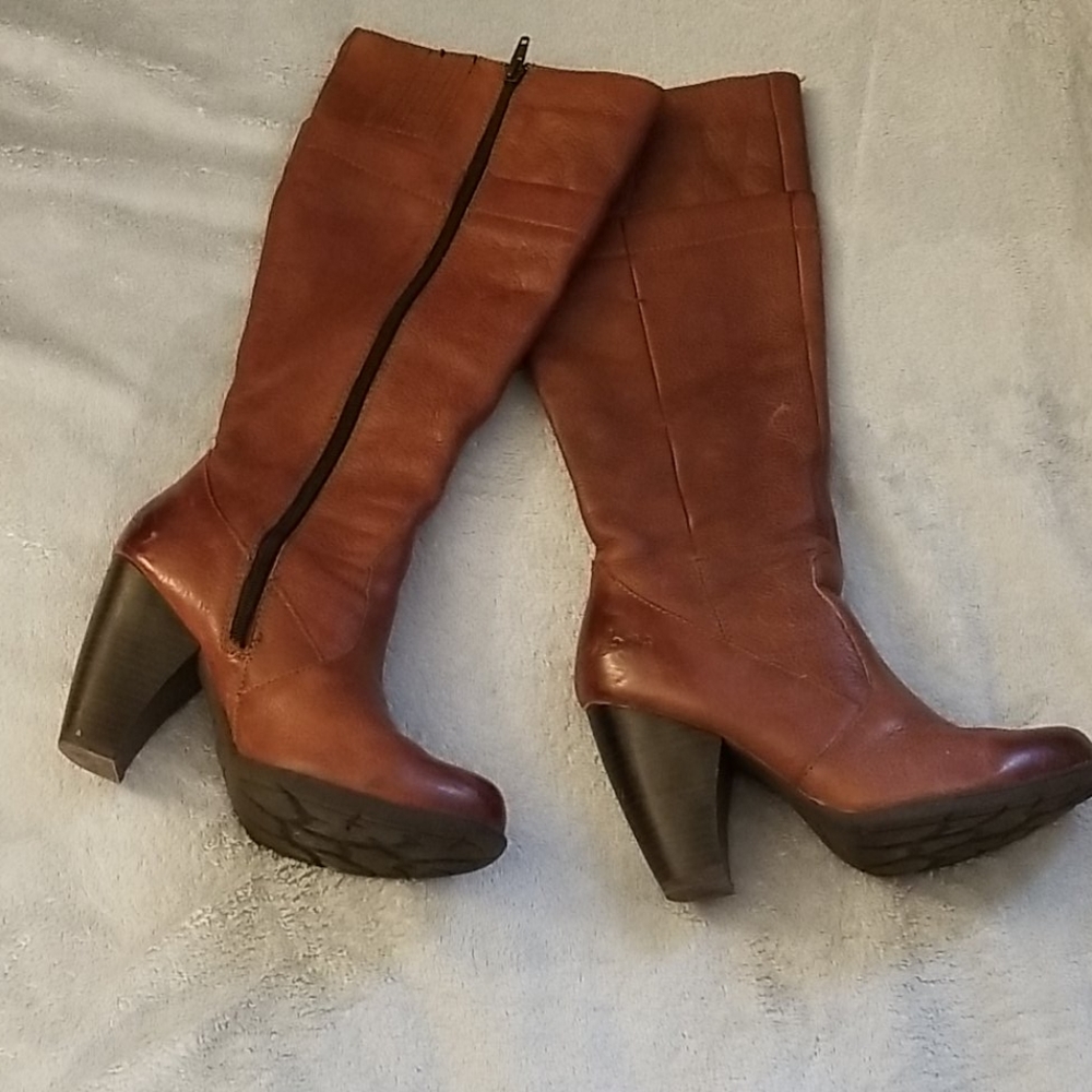 b.o.c Brown size 6 Boots